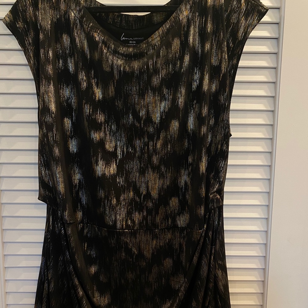 Top - Picture 3 of 4